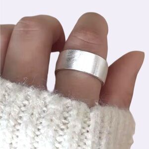 Adjustable .925 Silver thumb Ring